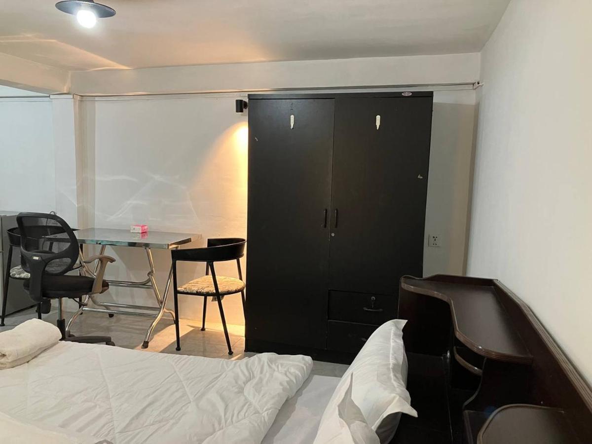 Ferienwohnung Cassiarata Phnom Penh Exterior foto