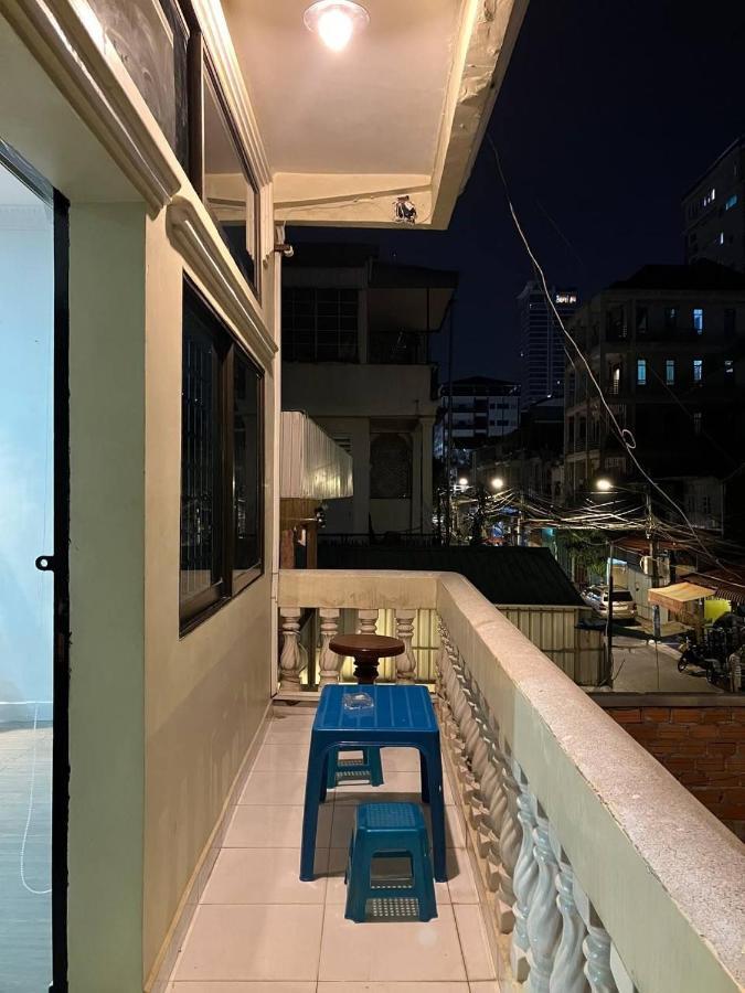 Ferienwohnung Cassiarata Phnom Penh Exterior foto
