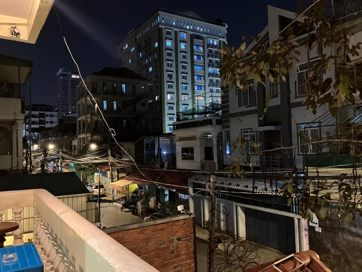 Ferienwohnung Cassiarata Phnom Penh Exterior foto